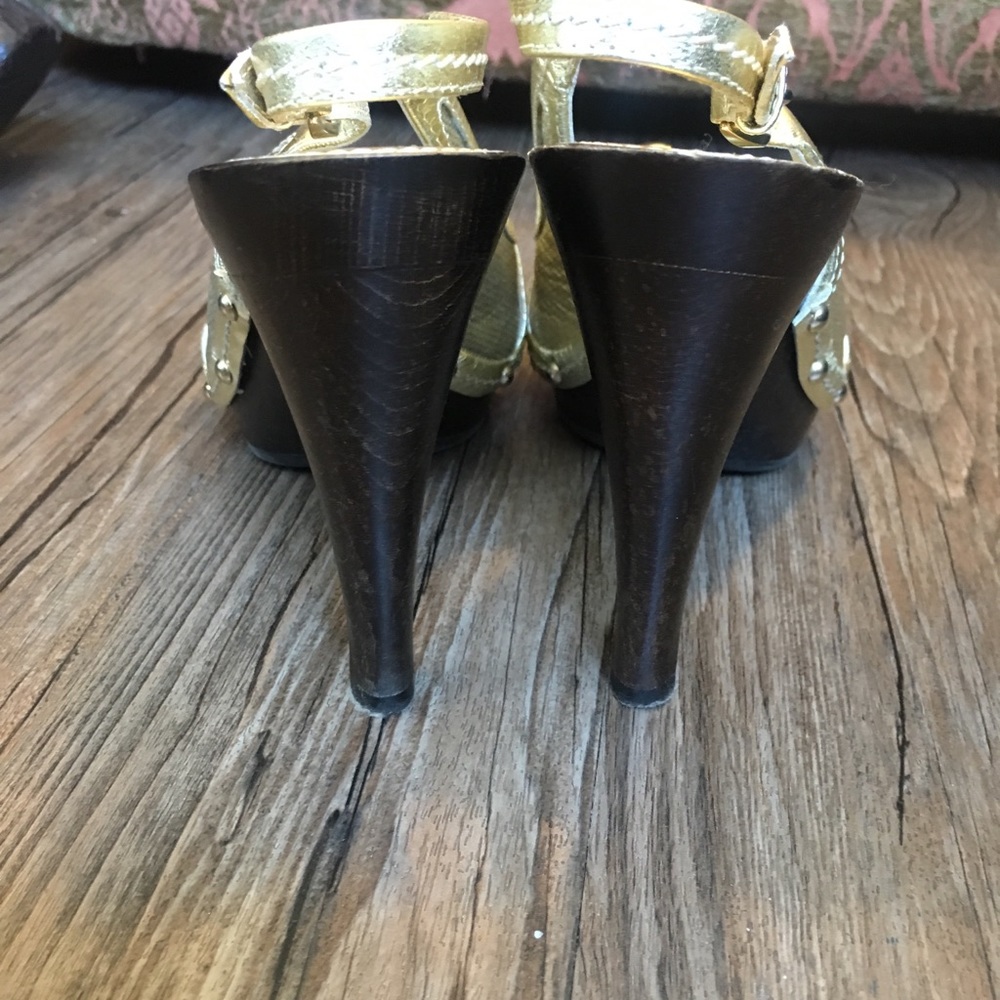 Burberry shoes size 6 - Picture 4 of 6